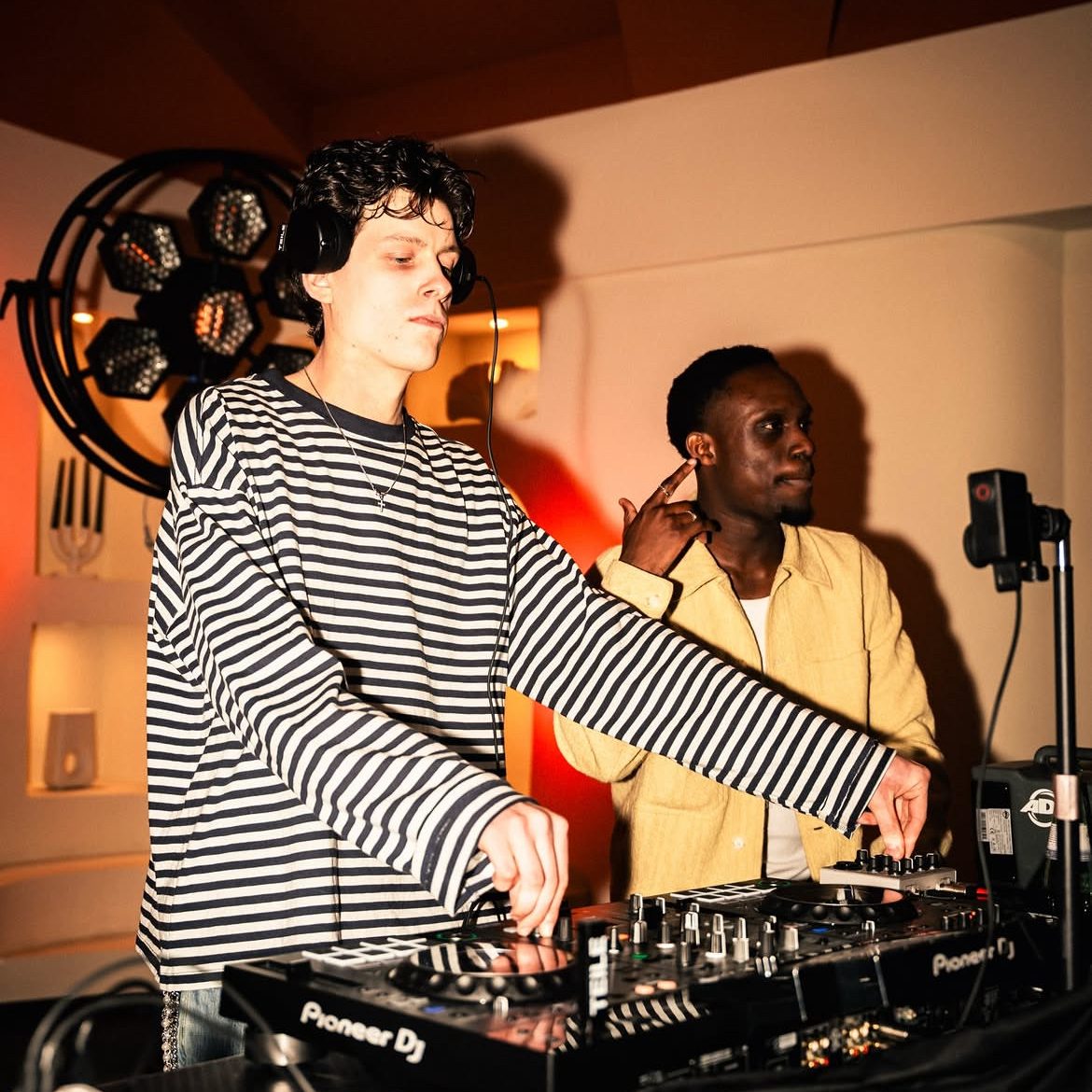 Yele_Dreampottery_CoffeeDayParty_3